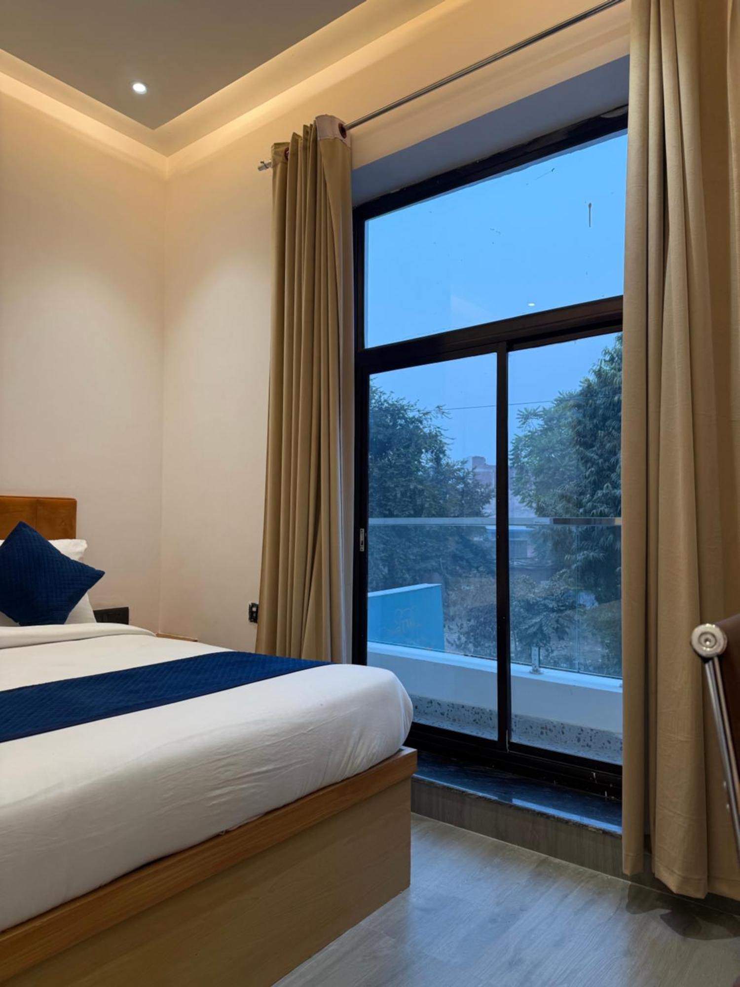 Hotel Taj Way By Jyoti Villa Agra  Exterior foto